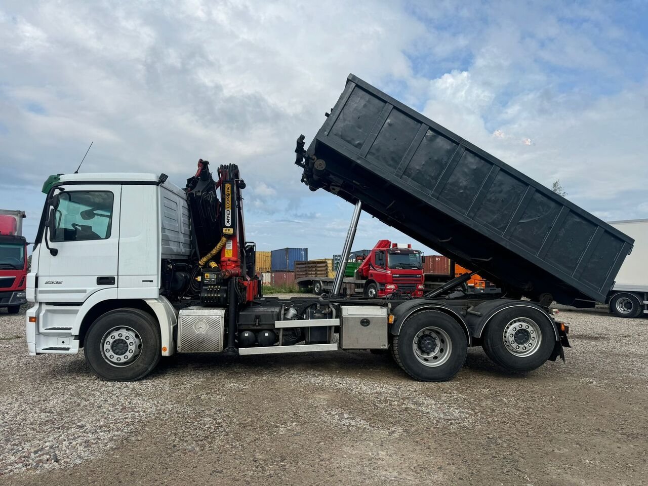 Camion-benne Mercedes-Benz Actros 2532L – Image 2