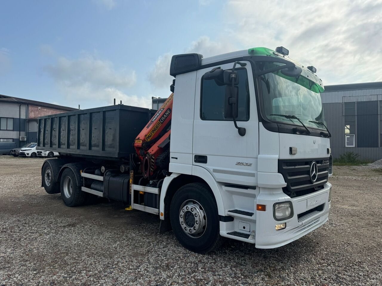 Camion-benne Mercedes-Benz Actros 2532L – Image 7